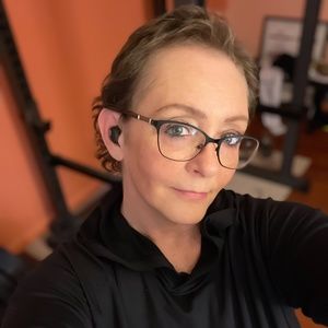 Meet your Posher, Posh